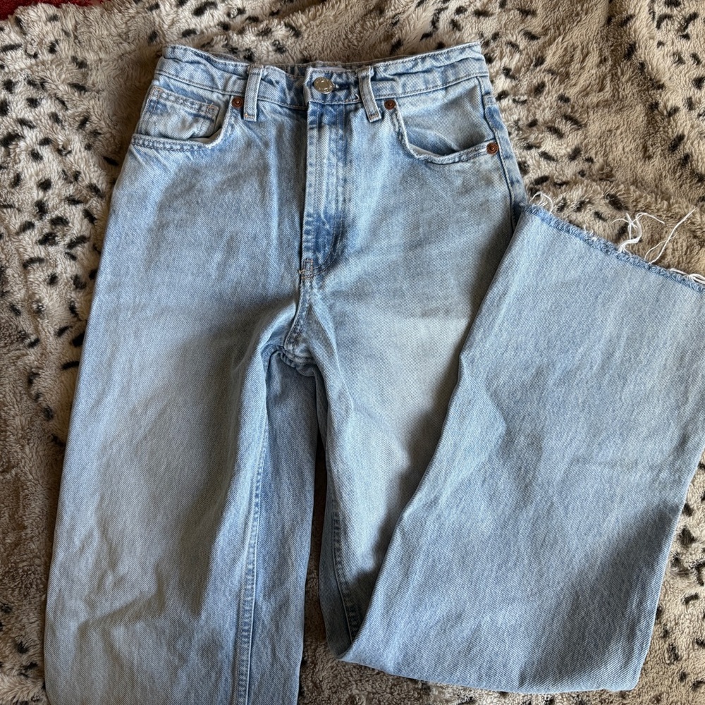 Zara Light Wash Straight Leg Jeans